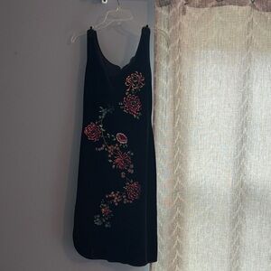 Vintage Black Velvet Floral Embroidered Women's Slip Dress